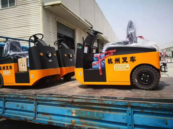 有質(zhì)量有保證，杭叉的電動牽引車再一次交付天津某企業(yè)！
