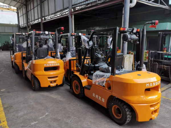 內(nèi)燃叉車 內(nèi)燃叉車